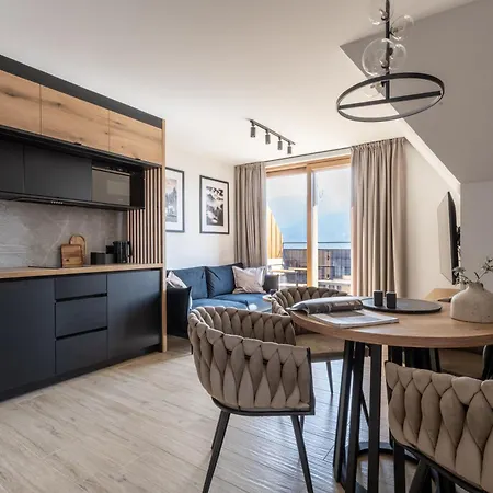 Szczyt Marzen 5 Apartzakop *